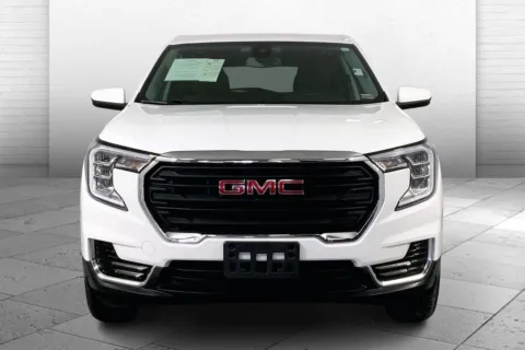 Photos of 2024 GMC Terrain SLE for sale in Kansas City, MO at Cable Dahmer Chevrolet of Kansas City