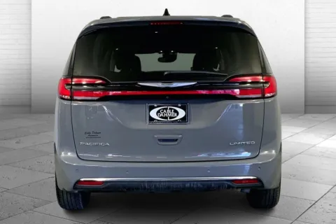 Another view of 2023 Chrysler Pacifica Limited for sale in Kansas City, MO at Cable Dahmer Chevrolet of Kansas City
