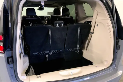 More photos of 2023 Chrysler Pacifica Limited at Cable Dahmer Chevrolet of Kansas City, MO