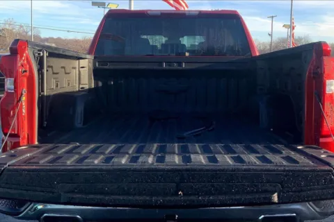 More photos of 2023 Chevrolet Silverado 1500 LTZ at Cable Dahmer Chevrolet of Kansas City, MO