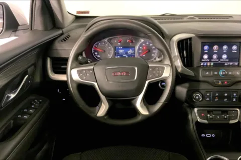 More photos of 2024 GMC Terrain SLE at Cable Dahmer Chevrolet of Kansas City, MO