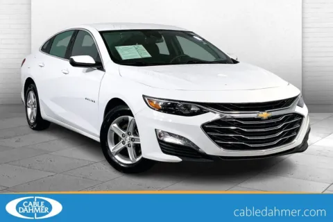 White 2024 Chevrolet Malibu 1LT for sale in Kansas City, MO
