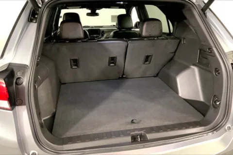 More photos of 2023 Chevrolet Equinox RS at Cable Dahmer Chevrolet of Kansas City, MO