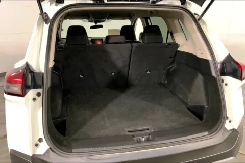 More photos of 2023 Nissan Rogue S at Cable Dahmer Chevrolet of Kansas City, MO