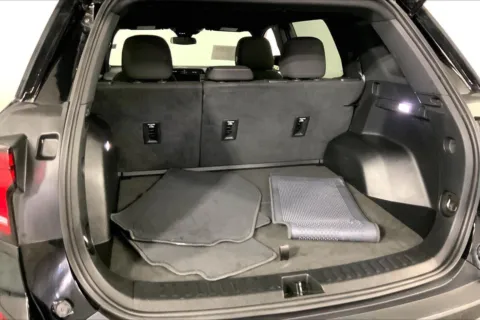 More photos of 2025 GMC Terrain Elevation at Cable Dahmer Chevrolet of Kansas City, MO