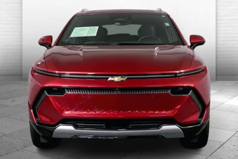 Photos of 2024 Chevrolet Equinox EV 3LT for sale in Kansas City, MO at Cable Dahmer Chevrolet of Kansas City