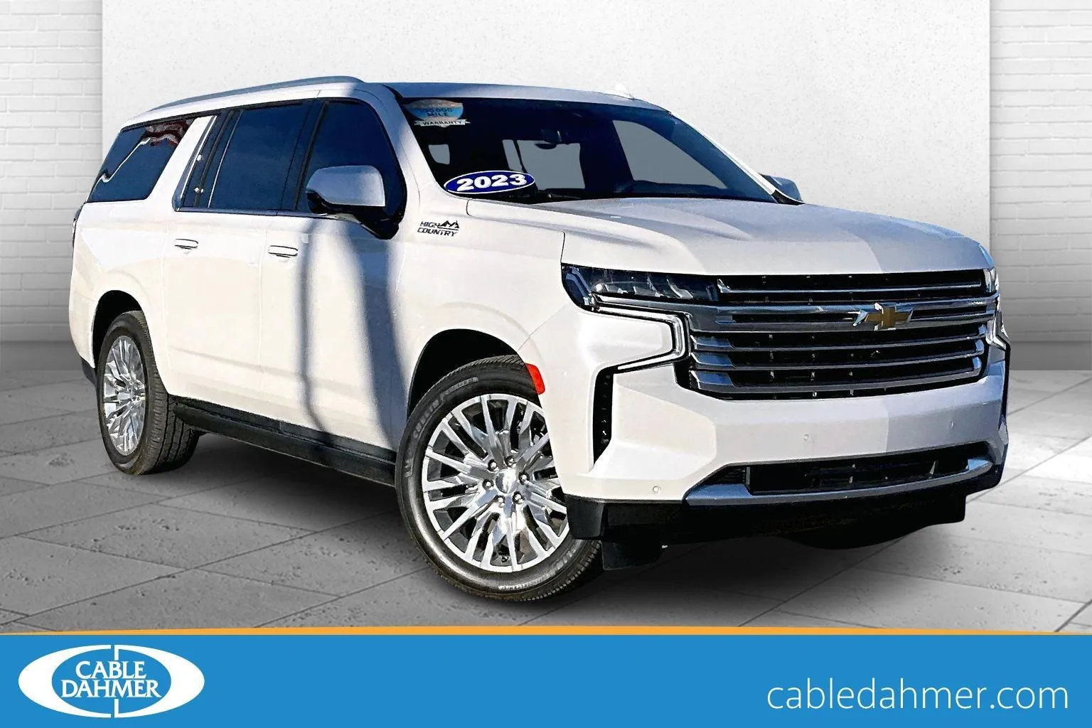 White 2023 Chevrolet Suburban High Country for sale in Kansas City, MO