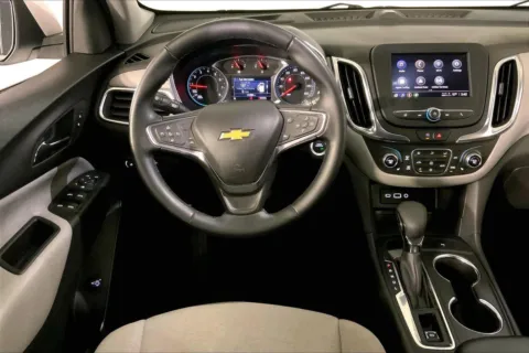 More photos of 2024 Chevrolet Equinox LT at Cable Dahmer Chevrolet of Kansas City, MO