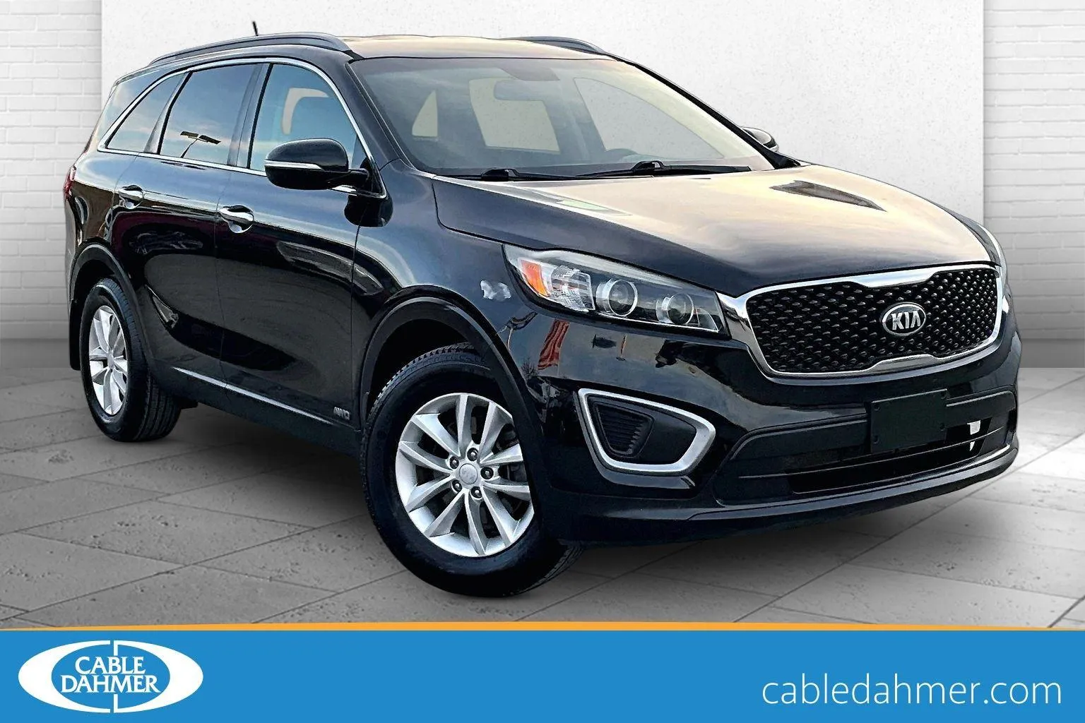 Black 2017 Kia Sorento LX for sale in Kansas City, MO