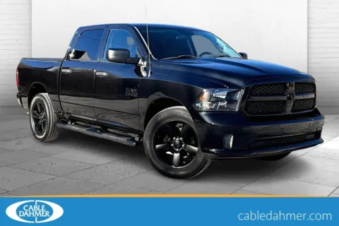 Black 2017 RAM 1500 Express for sale in Kansas City, MO