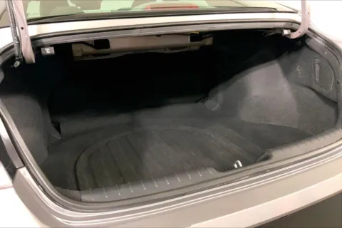 More photos of 2024 Hyundai Elantra SEL at Cable Dahmer Chevrolet of Kansas City, MO