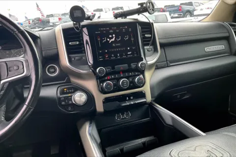 More photos of 2020 RAM 1500 Laramie at Cable Dahmer Chevrolet of Kansas City, MO