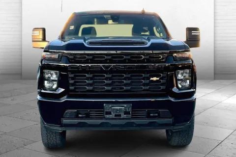 Photos of 2022 Chevrolet Silverado 2500 HD Custom for sale in Kansas City, MO at Cable Dahmer Chevrolet of Kansas City