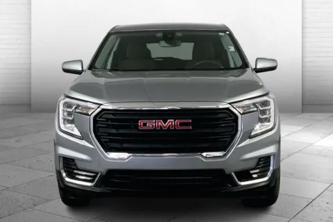 Photos of 2024 GMC Terrain SLE for sale in Kansas City, MO at Cable Dahmer Chevrolet of Kansas City