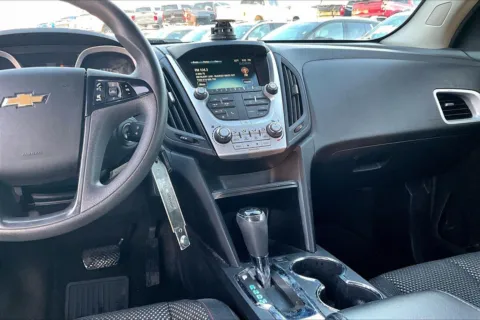 More photos of 2016 Chevrolet Equinox LS at Cable Dahmer Chevrolet of Kansas City, MO