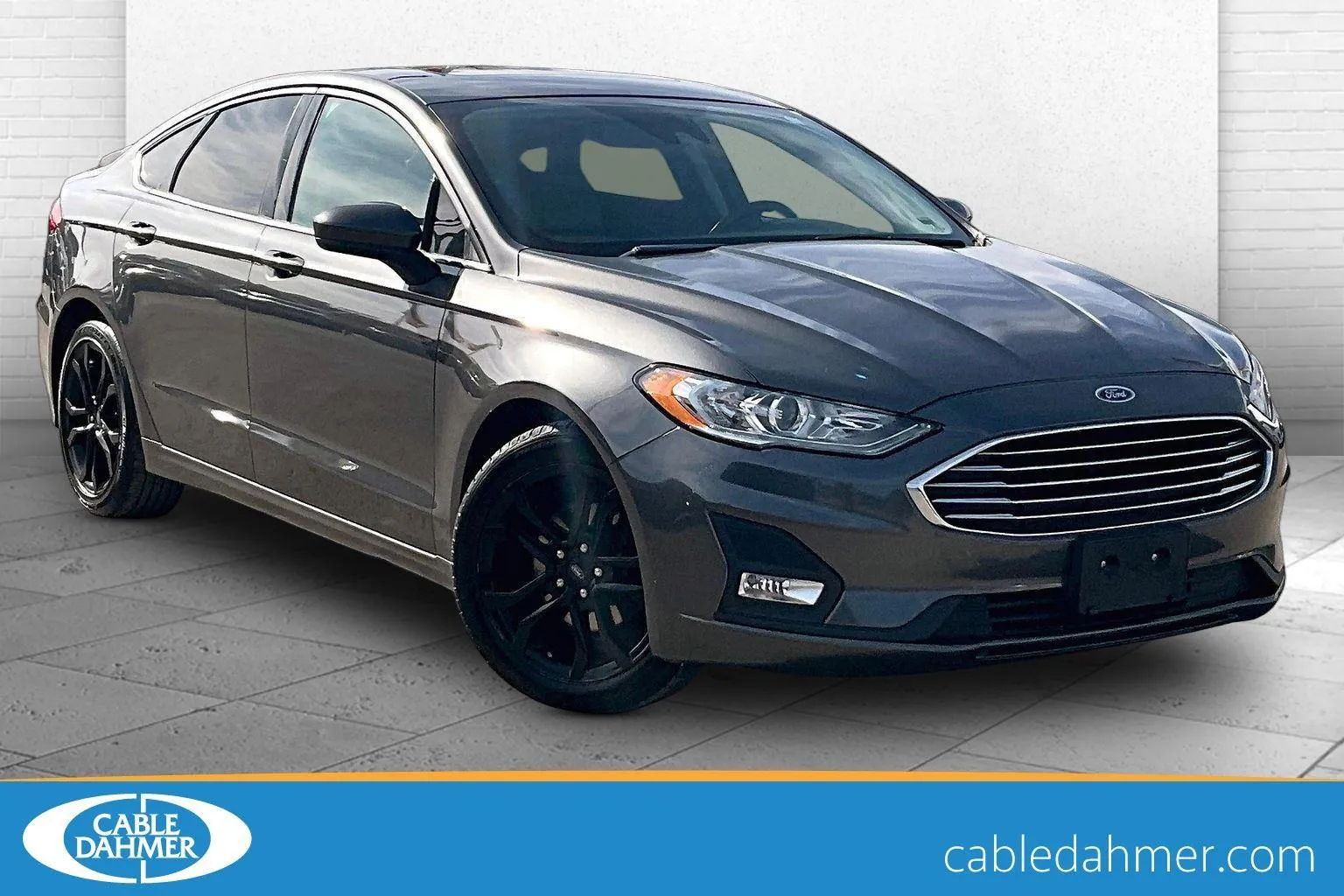 Gray 2019 Ford Fusion SE for sale in Kansas City, MO
