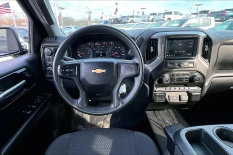 More photos of 2021 Chevrolet Silverado 1500 Custom at Cable Dahmer Chevrolet of Kansas City, MO