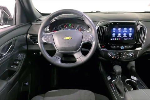 More photos of 2023 Chevrolet Traverse LT Cloth at Cable Dahmer Chevrolet of Kansas City, MO