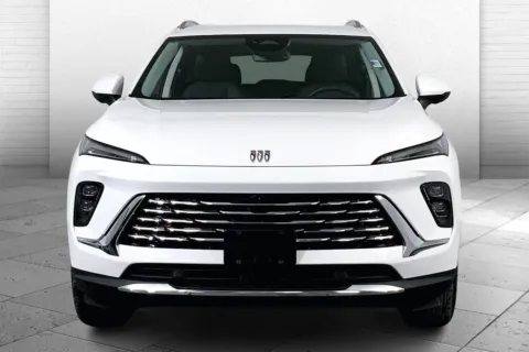 Photos of 2025 Buick Envision Preferred for sale in Kansas City, MO at Cable Dahmer Chevrolet of Kansas City