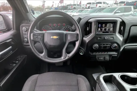 More photos of 2022 Chevrolet Silverado 1500 Custom at Cable Dahmer Chevrolet of Kansas City, MO