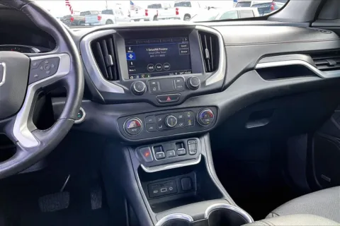 More photos of 2021 GMC Terrain SLT at Cable Dahmer Chevrolet of Kansas City, MO