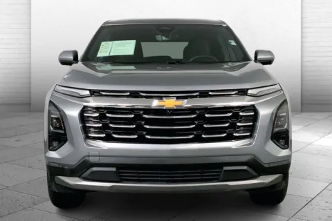 Photos of 2025 Chevrolet Equinox LT for sale in Kansas City, MO at Cable Dahmer Chevrolet of Kansas City