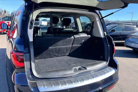 More photos of 2020 INFINITI QX80 LUXE at Cable Dahmer Chevrolet of Kansas City, MO