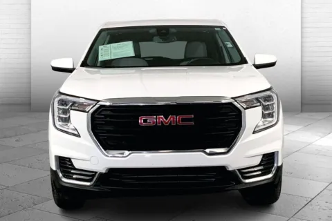 Photos of 2024 GMC Terrain SLE for sale in Kansas City, MO at Cable Dahmer Chevrolet of Kansas City