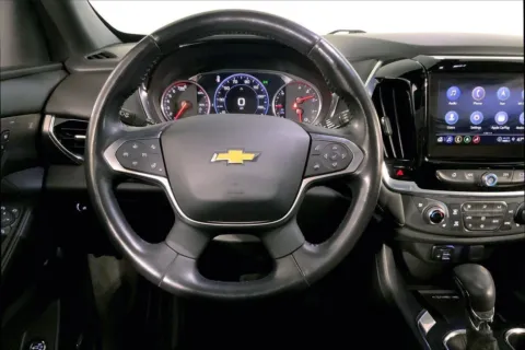 More photos of 2022 Chevrolet Traverse Premier at Cable Dahmer Chevrolet of Kansas City, MO