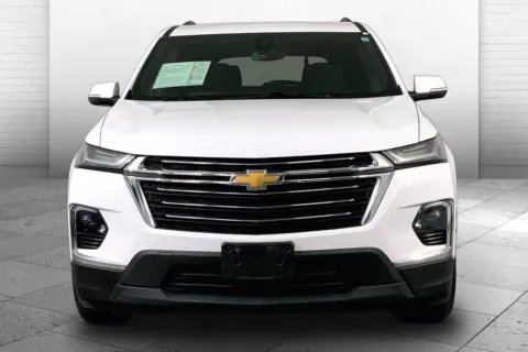 Photos of 2023 Chevrolet Traverse LT Cloth for sale in Kansas City, MO at Cable Dahmer Chevrolet of Kansas City
