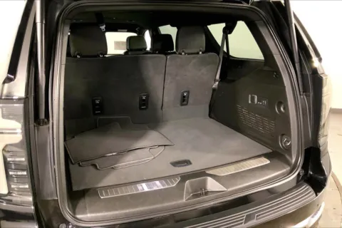 More photos of 2025 Chevrolet Suburban Premier at Cable Dahmer Chevrolet of Kansas City, MO