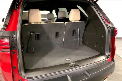 More photos of 2023 Chevrolet Traverse LT Leather at Cable Dahmer Chevrolet of Kansas City, MO