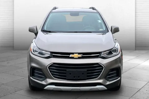 Photos of 2021 Chevrolet Trax LT for sale in Kansas City, MO at Cable Dahmer Chevrolet of Kansas City