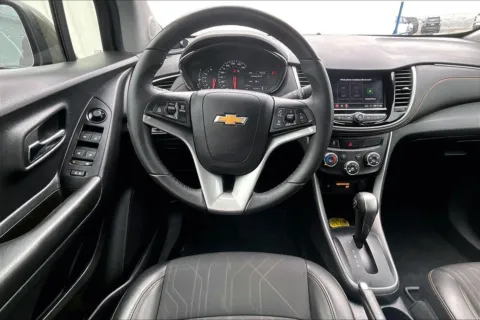 More photos of 2021 Chevrolet Trax LT at Cable Dahmer Chevrolet of Kansas City, MO