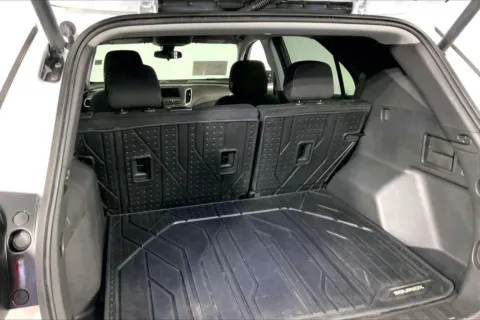 More photos of 2024 Chevrolet Equinox LT at Cable Dahmer Chevrolet of Kansas City, MO