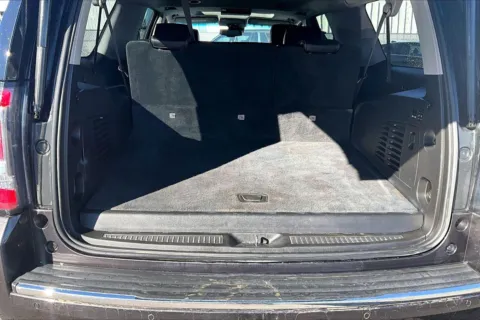 More photos of 2016 GMC Yukon XL Denali at Cable Dahmer Chevrolet of Kansas City, MO