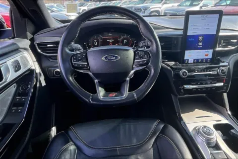 More photos of 2022 Ford Explorer ST at Cable Dahmer Chevrolet of Kansas City, MO