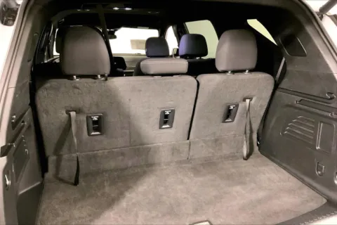 More photos of 2024 Chevrolet Traverse LT at Cable Dahmer Chevrolet of Kansas City, MO