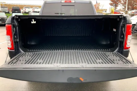 More photos of 2021 RAM 1500 Big Horn at Cable Dahmer Chevrolet of Kansas City, MO