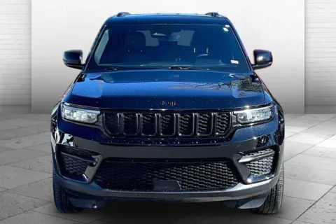Photos of 2023 Jeep Grand Cherokee Altitude for sale in Kansas City, MO at Cable Dahmer Chevrolet of Kansas City