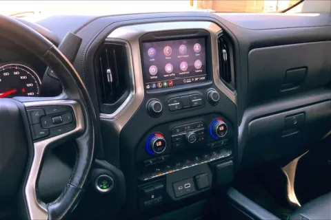 More photos of 2021 Chevrolet Silverado 1500 LT Trail Boss at Cable Dahmer Chevrolet of Kansas City, MO
