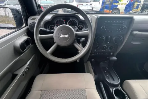 More photos of 2009 Jeep Wrangler Unlimited Rubicon at Cable Dahmer Chevrolet of Kansas City, MO