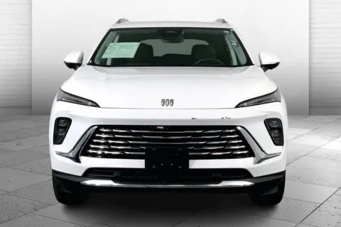 Photos of 2025 Buick Envision Preferred for sale in Kansas City, MO at Cable Dahmer Chevrolet of Kansas City