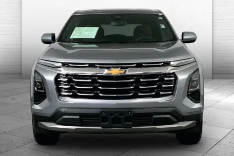 Photos of 2025 Chevrolet Equinox LT for sale in Kansas City, MO at Cable Dahmer Chevrolet of Kansas City
