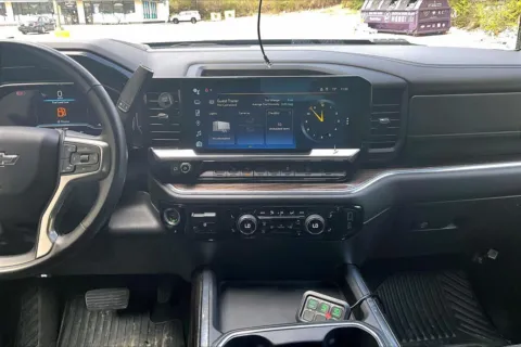 More photos of 2024 Chevrolet Silverado 2500 HD LT at Cable Dahmer Chevrolet of Kansas City, MO