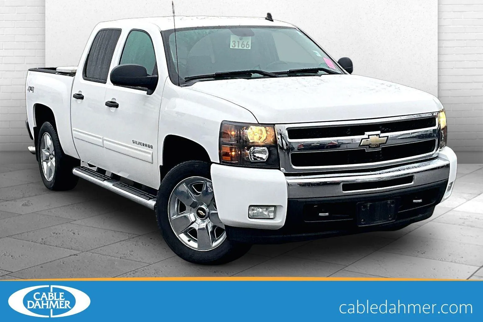 White 2011 Chevrolet Silverado 1500 LT for sale in Kansas City, MO