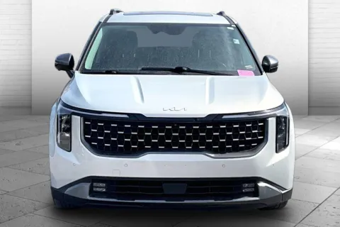 Photos of 2025 Kia Carnival SX for sale in Kansas City, MO at Cable Dahmer Chevrolet of Kansas City