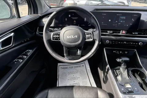 More photos of 2025 Kia Carnival SX at Cable Dahmer Chevrolet of Kansas City, MO