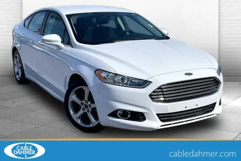 White 2015 Ford Fusion SE for sale in Kansas City, MO