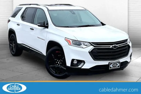 White 2019 Chevrolet Traverse Premier for sale in Kansas City, MO
